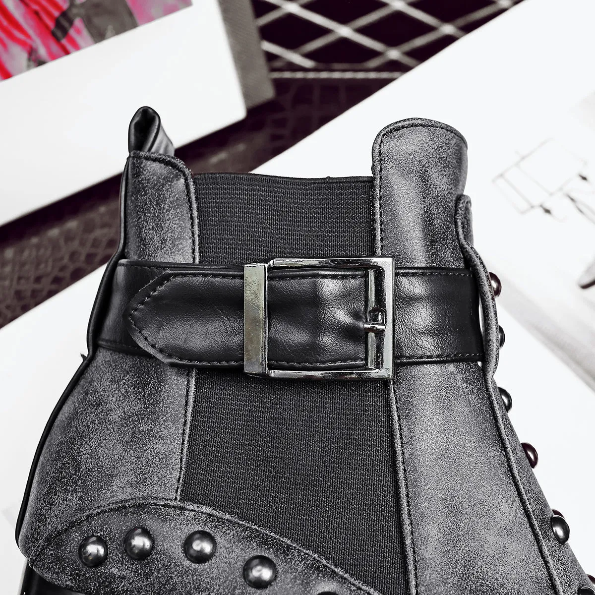 Bigsizeheels Matte rivet punk ankle boots- Black