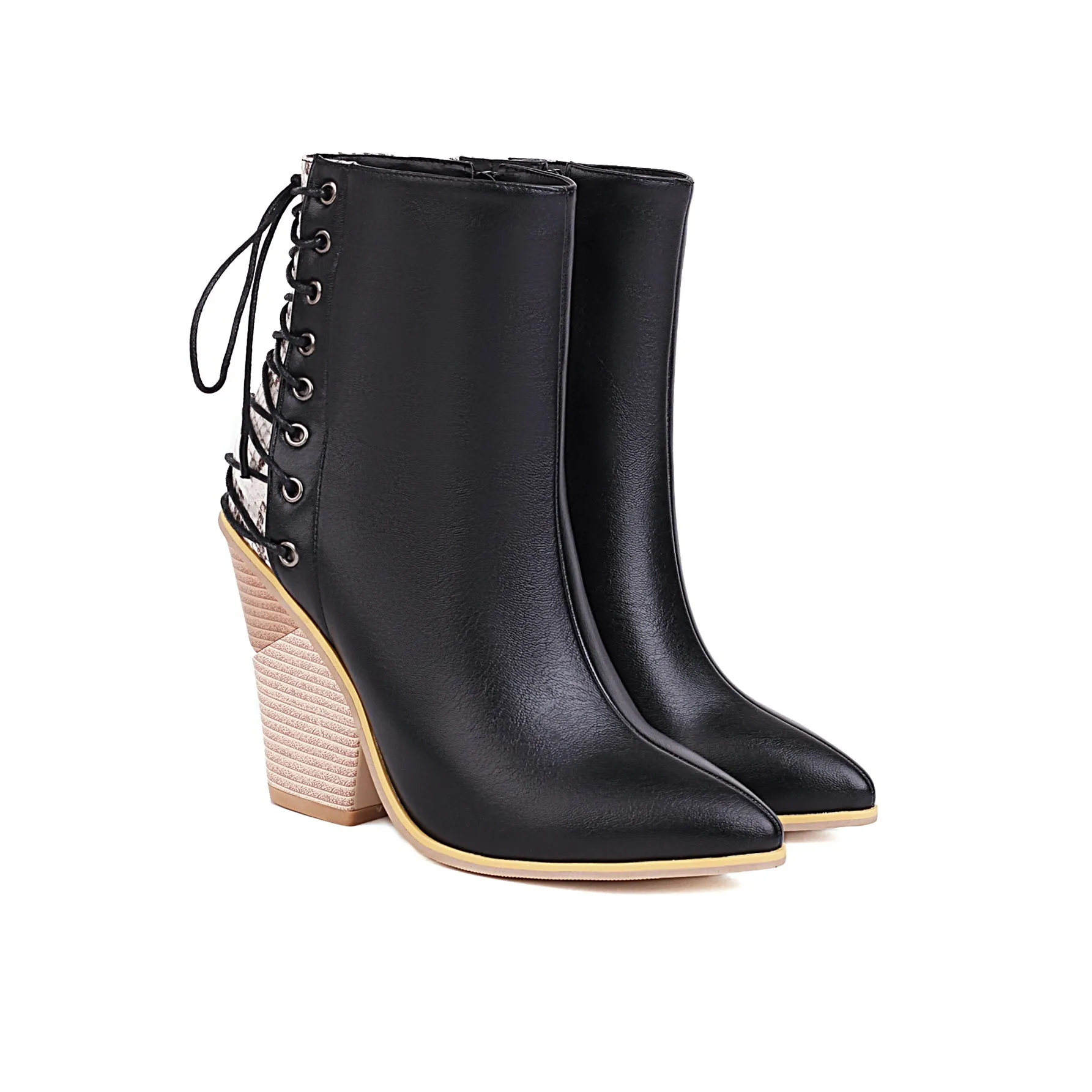 Bigsizeheels Stitched lace-up pointed ankle boots - Black