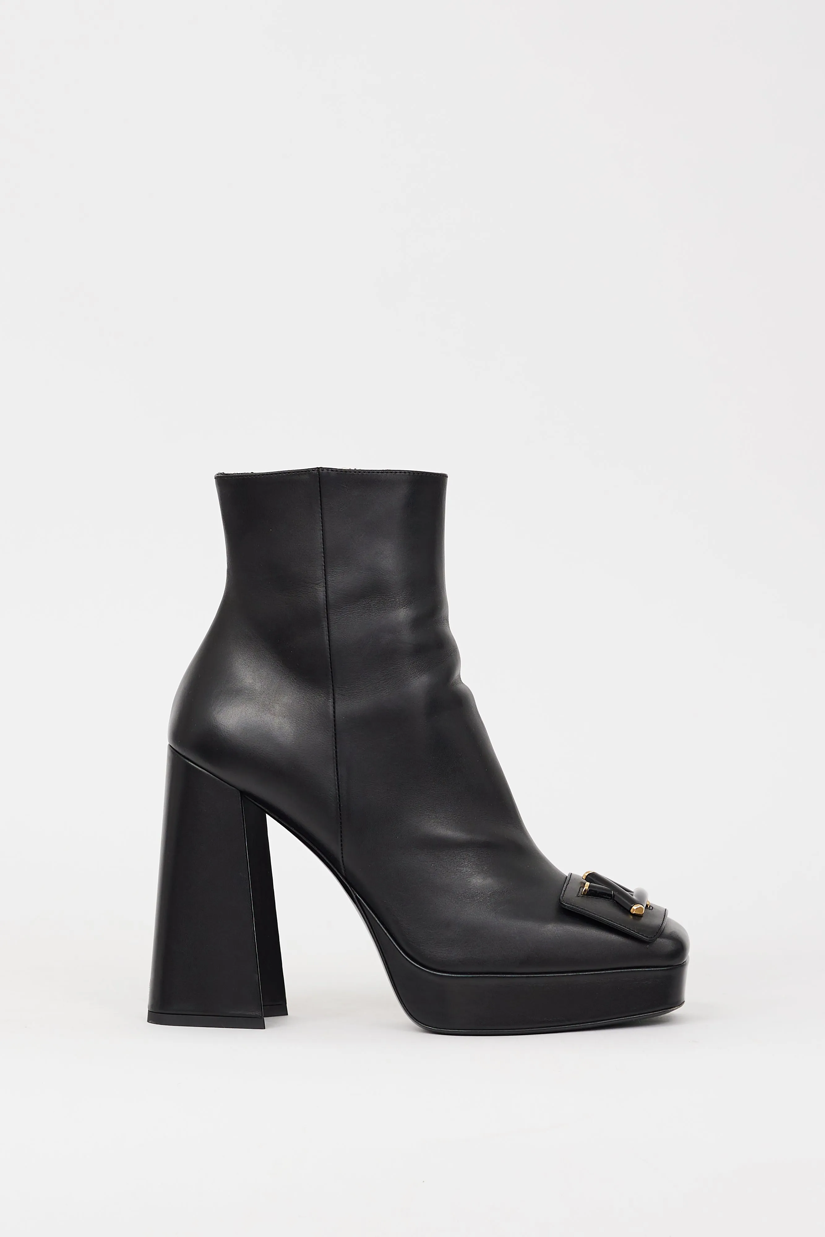 Black Leather Shake Platform Boot